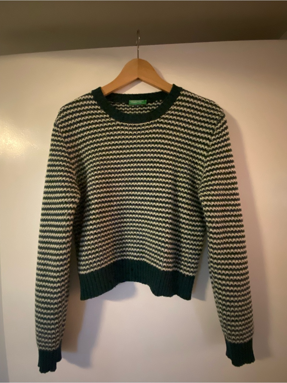 United Colors Of Benetton Green & Cream Striped Crewneck Sweater